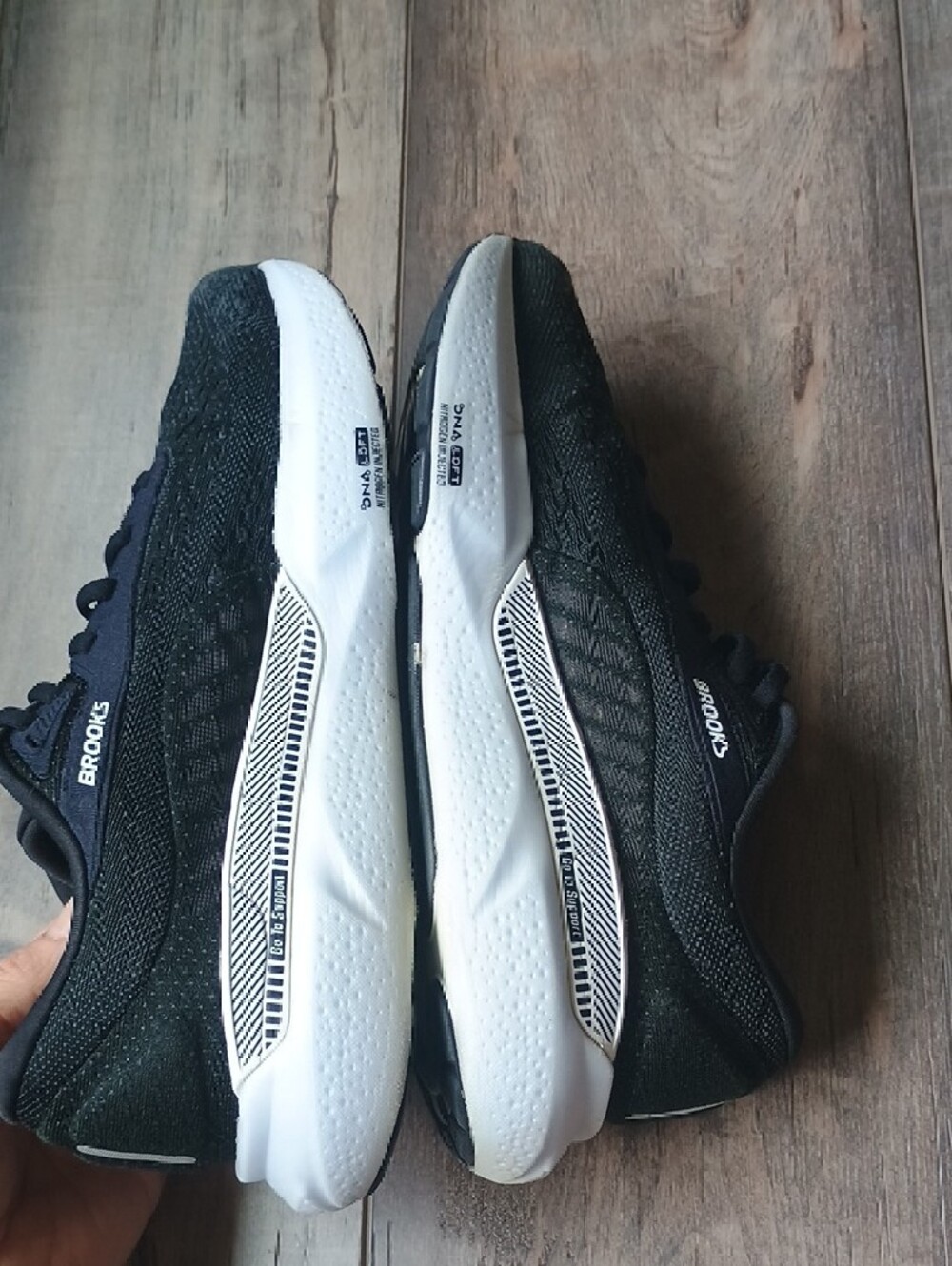 Brooks White and Black Running Shoe - Picture 6 of 13